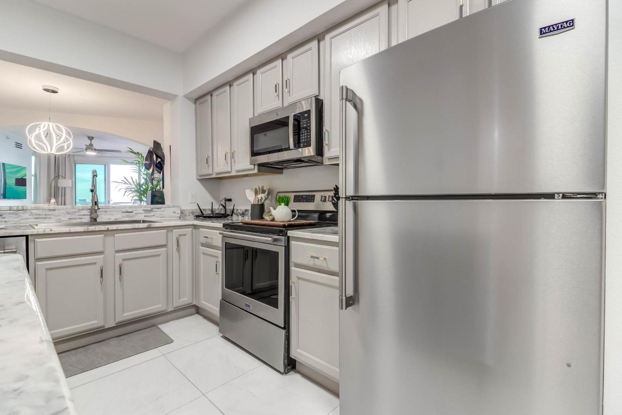 Gorgeous Oceanview 3Br Luxury Condo - Latitude Gulfport Exteriör bild