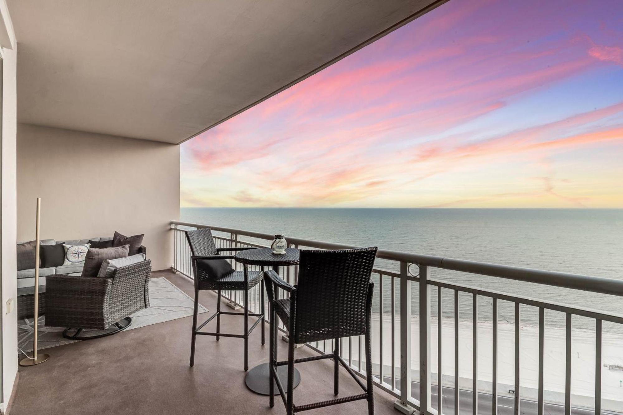 Gorgeous Oceanview 3Br Luxury Condo - Latitude Gulfport Exteriör bild